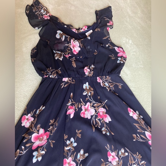 Floral dress - Picture 9 of 9